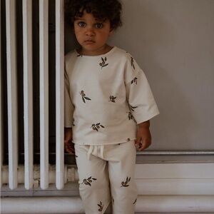 OZ~ Olive Garden Top